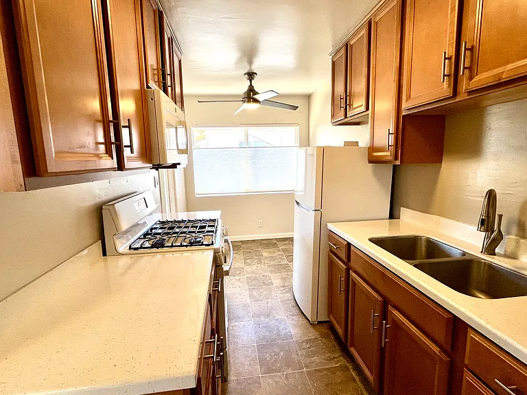 1570 Hornblend St — Photo 10