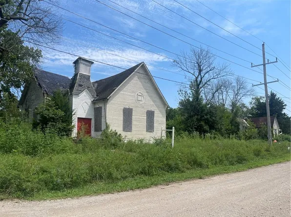 324 N Main St, Blairstown, MO 64726