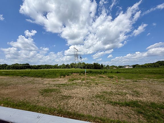 5th image of 8 Fawn Dr Lot 8