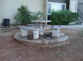 25 Gold Bar Ct APT D, Las Vegas, NV 89110