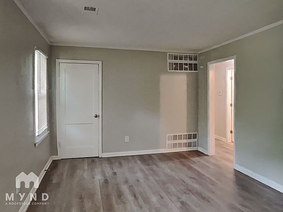 4th image of 4520 Dunn Ave