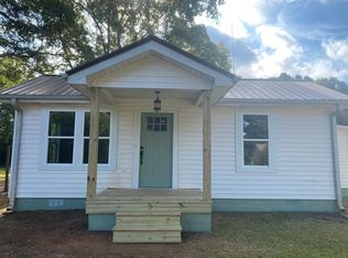 5919 River Rd, Flowery Branch, GA 30542