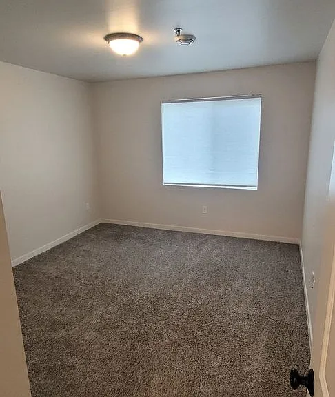 826-834 Thames Ct #1008 — Photo 66
