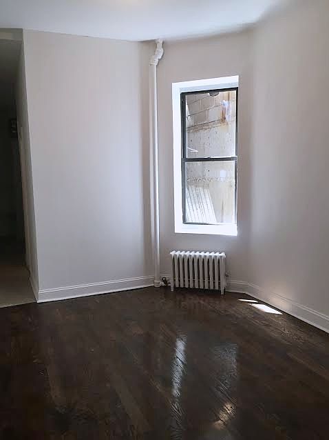 2nd image of 210 W 88th St APT W