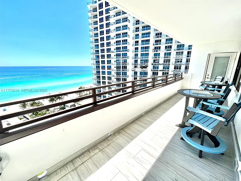 3505 S Ocean Dr #1421 — Photo 5