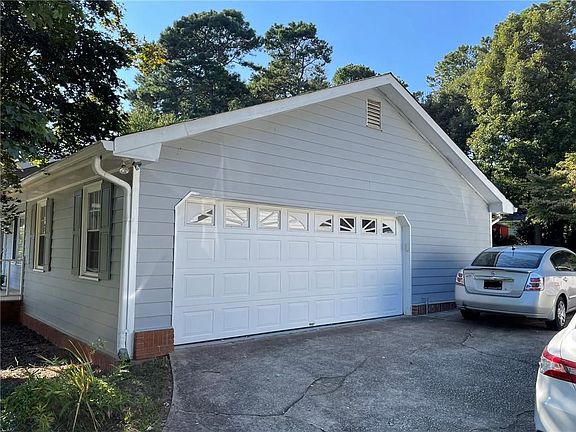 3rd image of 61 Bentridge Ct