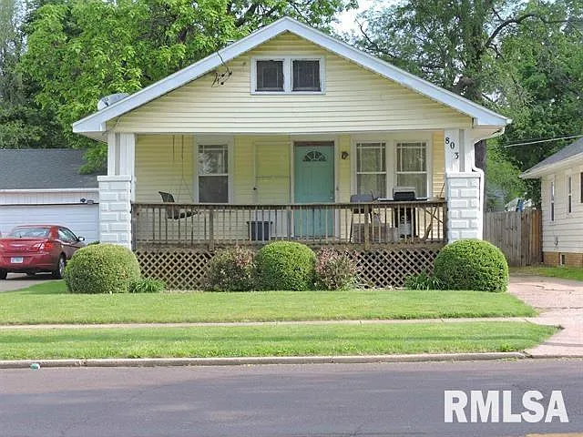 803 W McClure Ave photo 1