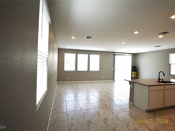 3rd image of 3457 Jade Flower St