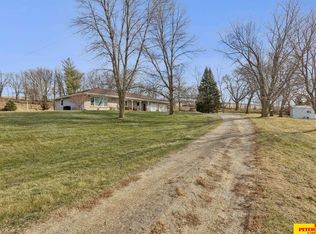 1045 Highway 77, Oakland, NE 68045