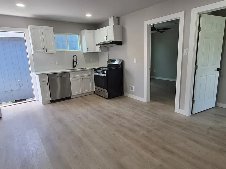 7909 Ford St #4 — Photo 2
