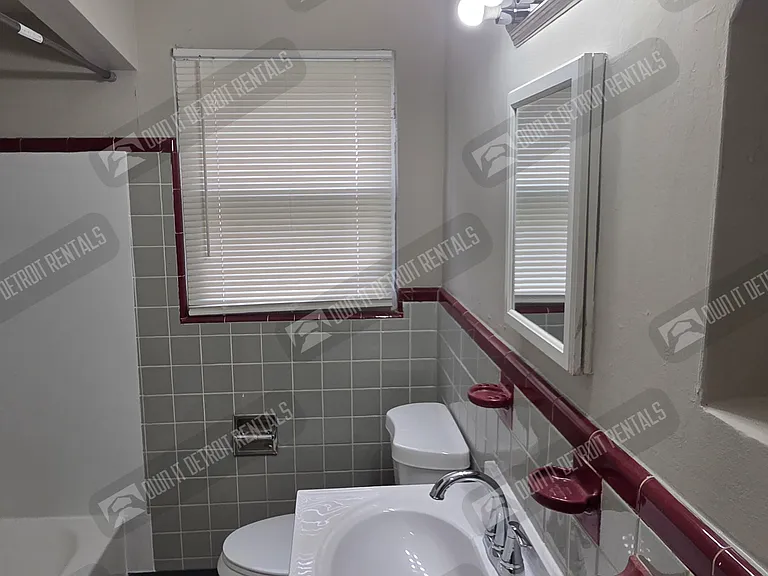 16600 Carlisle St — Photo 21