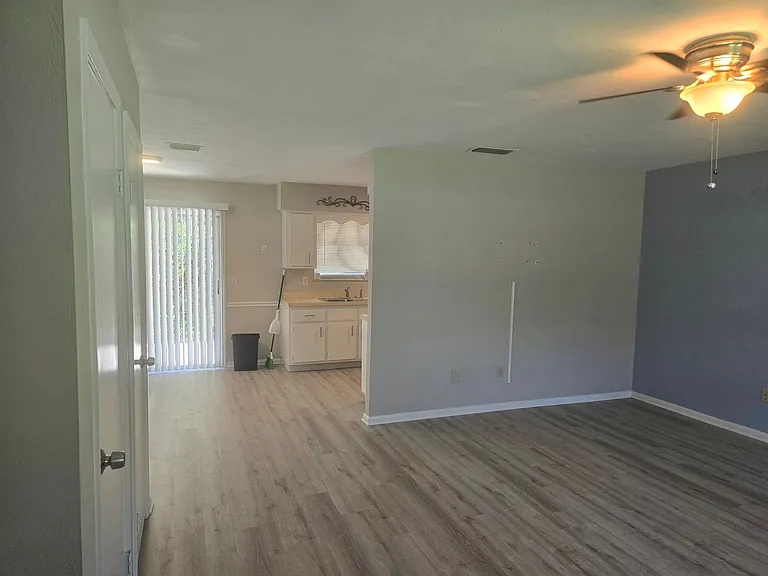 6853 Grove Rd — Photo 3