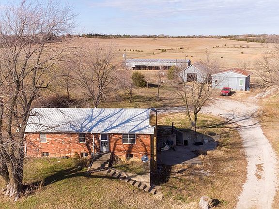 4783 County Road 5800, Cherryvale, KS 67335 | MLS #45984 | Zillow