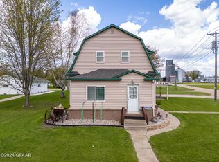 200 Jefferson Ave SW, Fertile, MN 56540