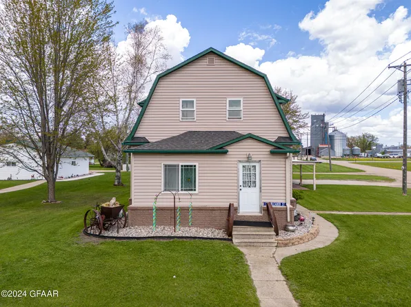 200 Jefferson Ave SW, Fertile, MN 56540