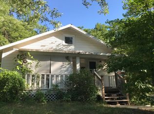 732 Ley St, Excelsior Springs, MO 64024