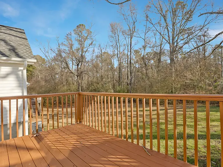 304 Jasmine Dr — Photo 11