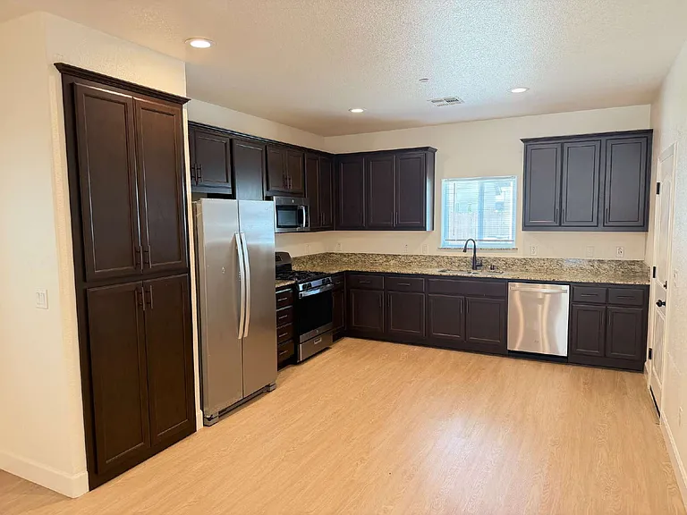 5062 Palisade Ave — Photo 26