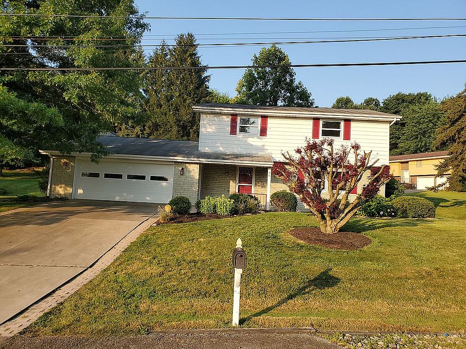1st image of 40 McLaughlin Dr