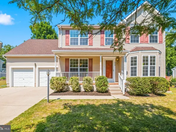 1214 Markham Ln, Pasadena, MD 21122