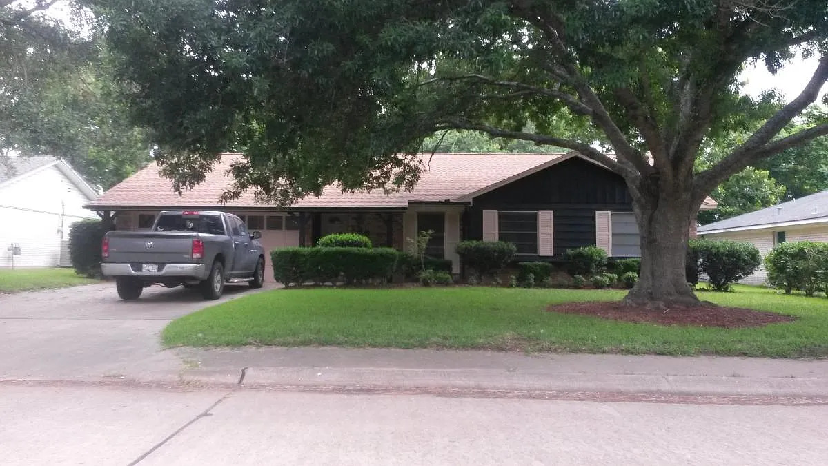 3 bed, 1540 sqft, $1,900 — Photo 1
