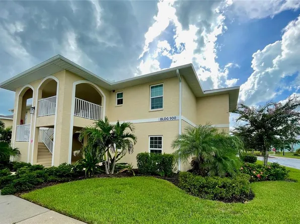 5800 Sabal Trace Dr, North Pt, FL