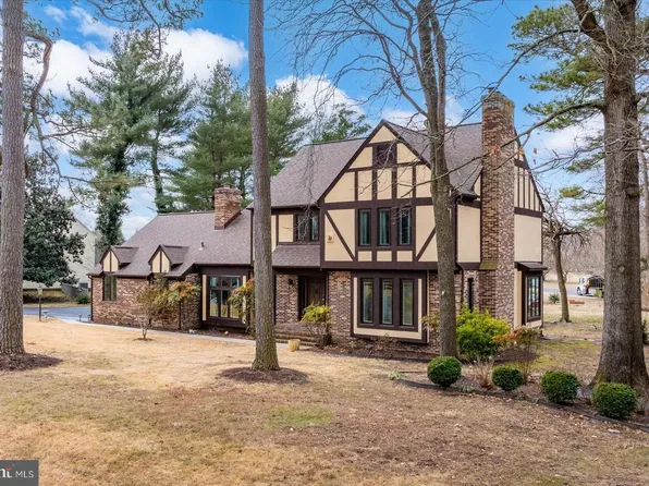 5660 Caledonia Dr, Salisbury, MD 21801