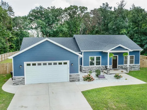 11607 Primrose Ct, Wheatfield, IN 46392