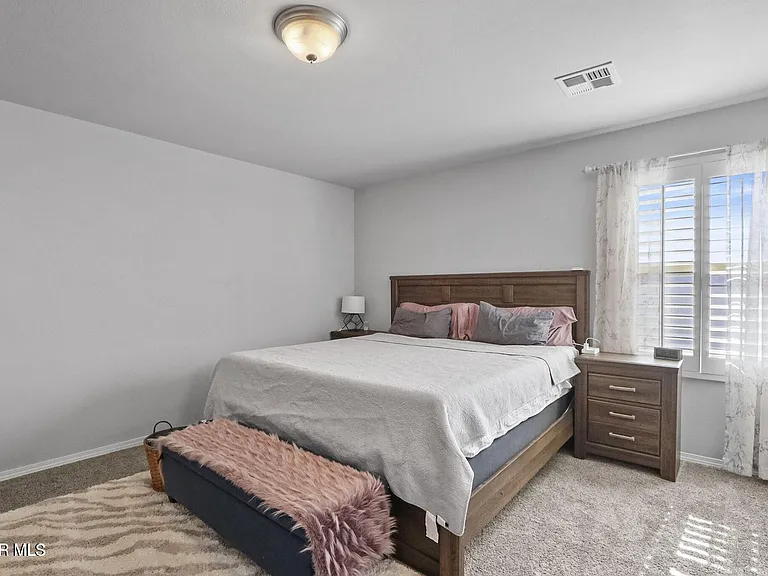 3917 Desert Dunes Dr — Photo 31