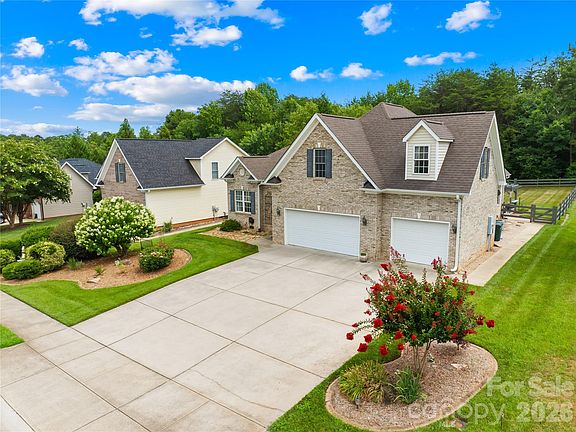 3rd image of 144 Quail Haven Dr