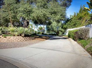 210 White Horse Ln, Fallbrook, CA 92028