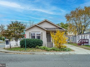 14640 Lufthansa Cir, Chantilly, VA 20151