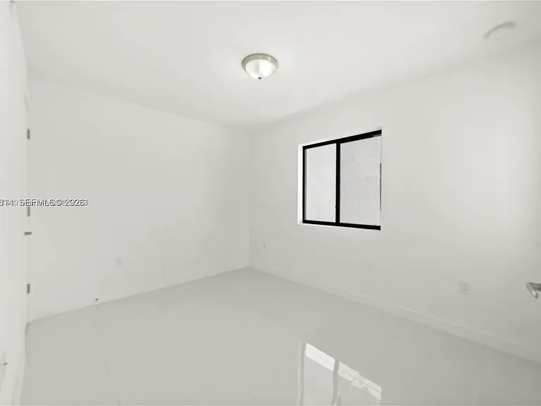 2243 NW 50th St #2 — Photo 4