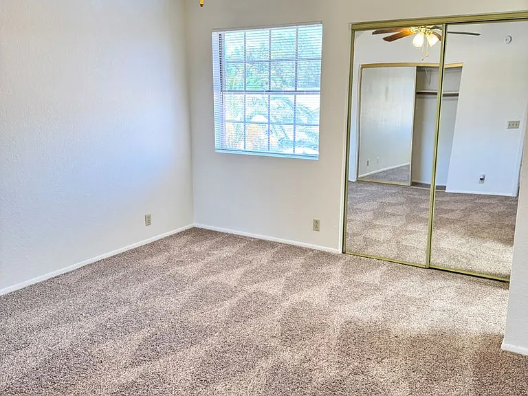 6319 W Townley Ave — Photo 27