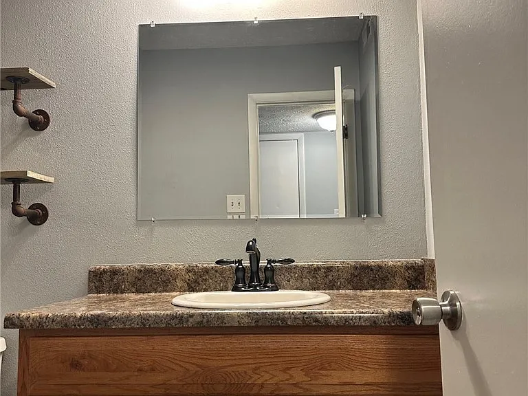 6850 Buttermere Dr — Photo 11