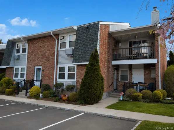 146 Millard Avenue #146, West Babylon, NY 11704