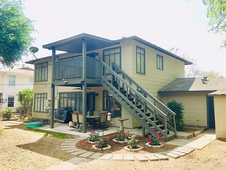 276 Emporia Blvd — Photo 15