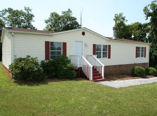 1108 Parks Ln, Bedford, VA 24523