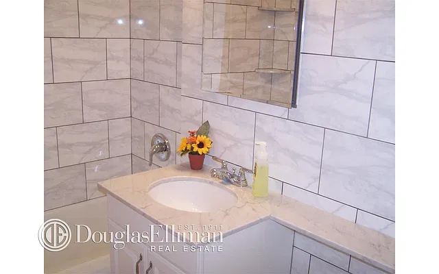 Rented by Douglas Elliman | media 7