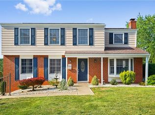 137 Windsor Dr, Irwin, PA