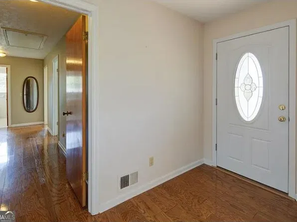 120 Windy Hill Dr, Alpharetta, GA 30004