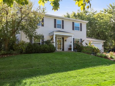 1259 W Borders Dr, Palatine, IL, 60067