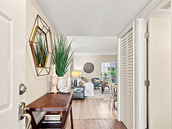 2nd image of 4701 DUHME ROAD #1D