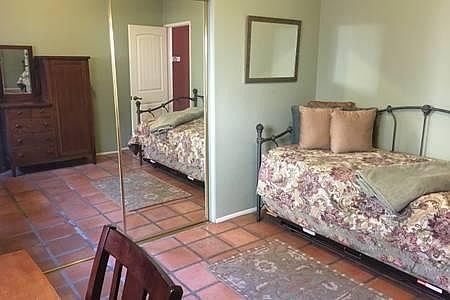 5th image of 54225 Avenida Madero