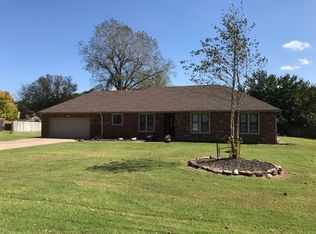 2205 S Eastwood Rd, Joplin, MO 64801