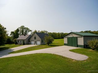 53 Wakefield Rd, Kennebunk, ME 04043