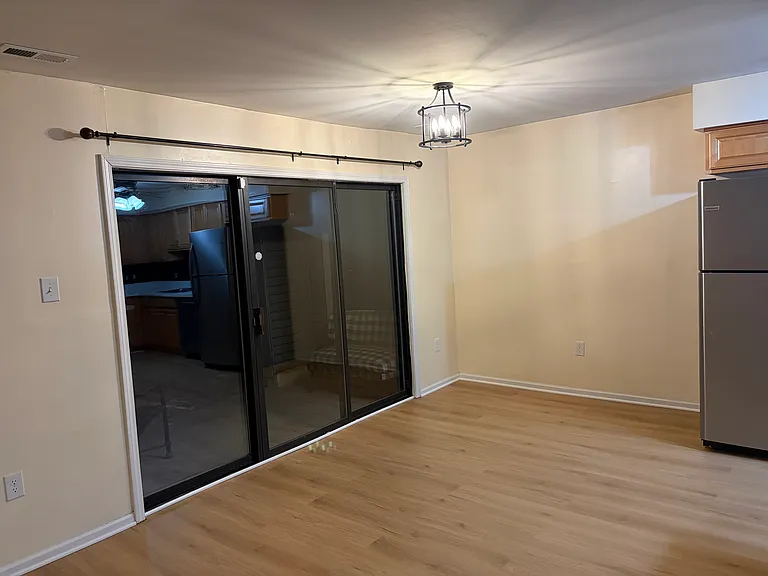 43 Chelmsford Ct — Photo 6
