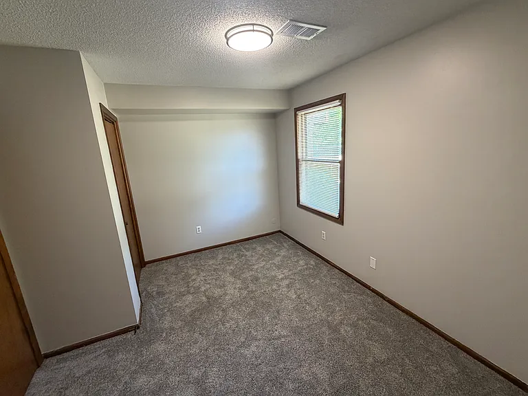 4643 Billmar St SW — Photo 4