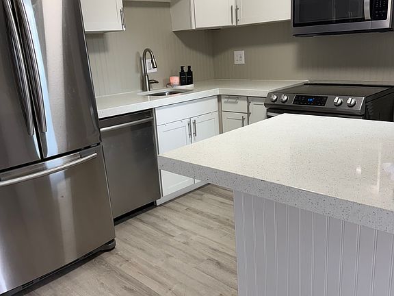 5th image of 5651 Kelly Dr N