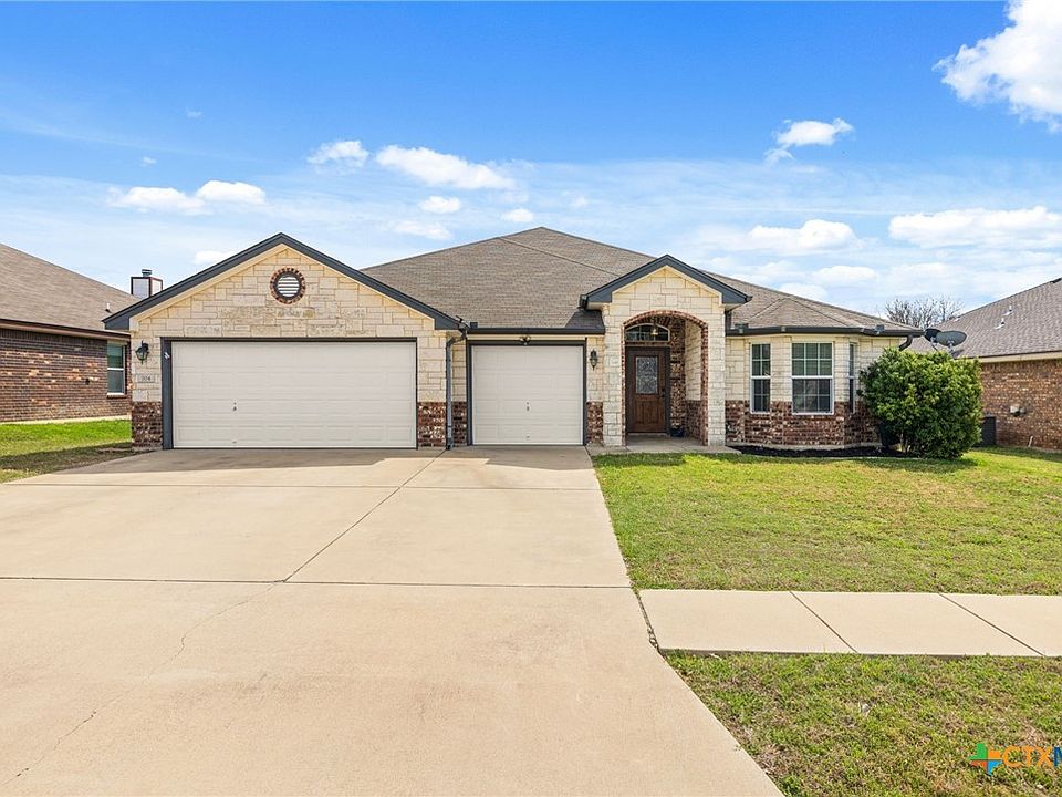 1st image of 704 Hailie Dr